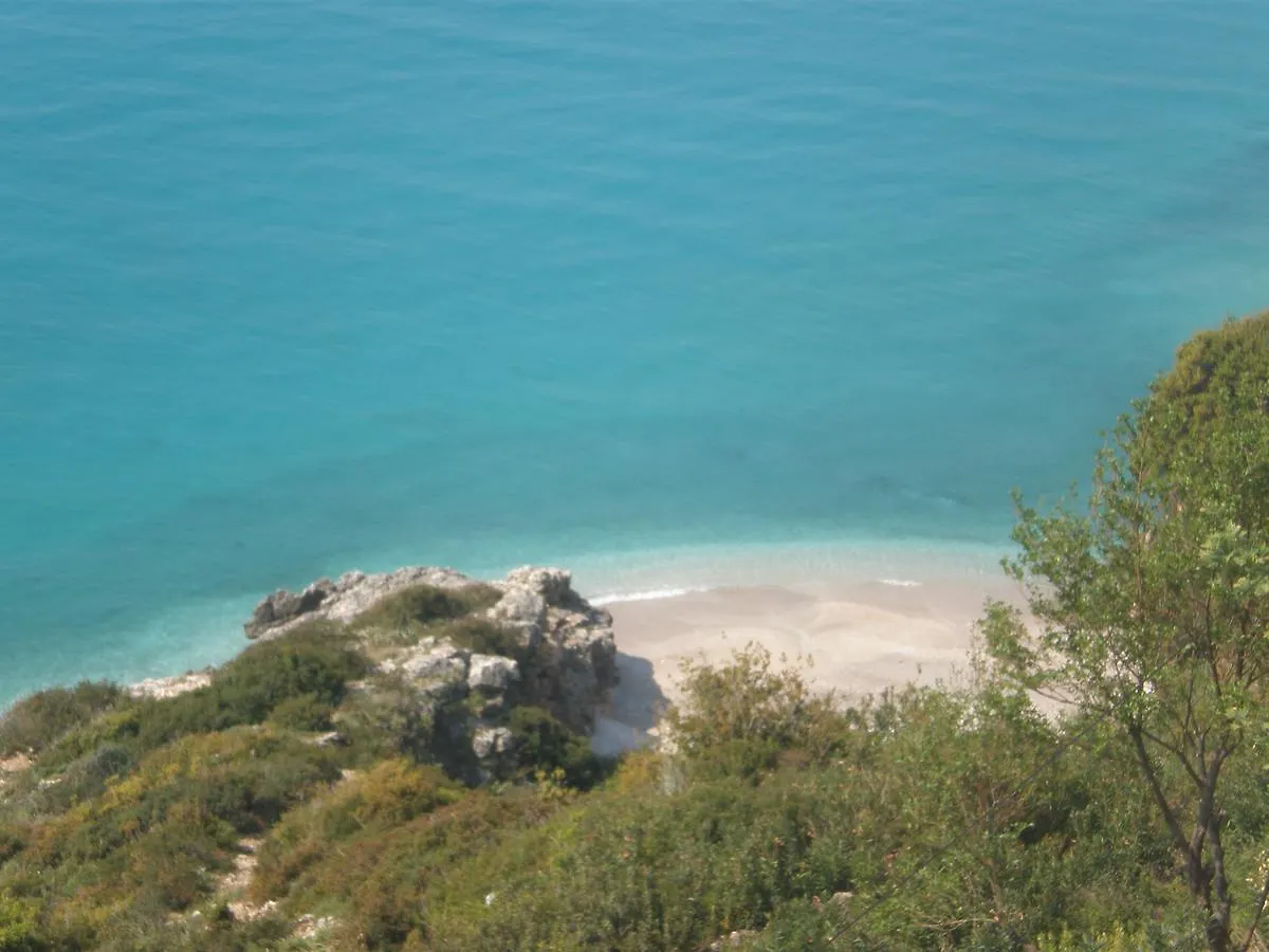 Blue View Hotel Qeparo Albanië