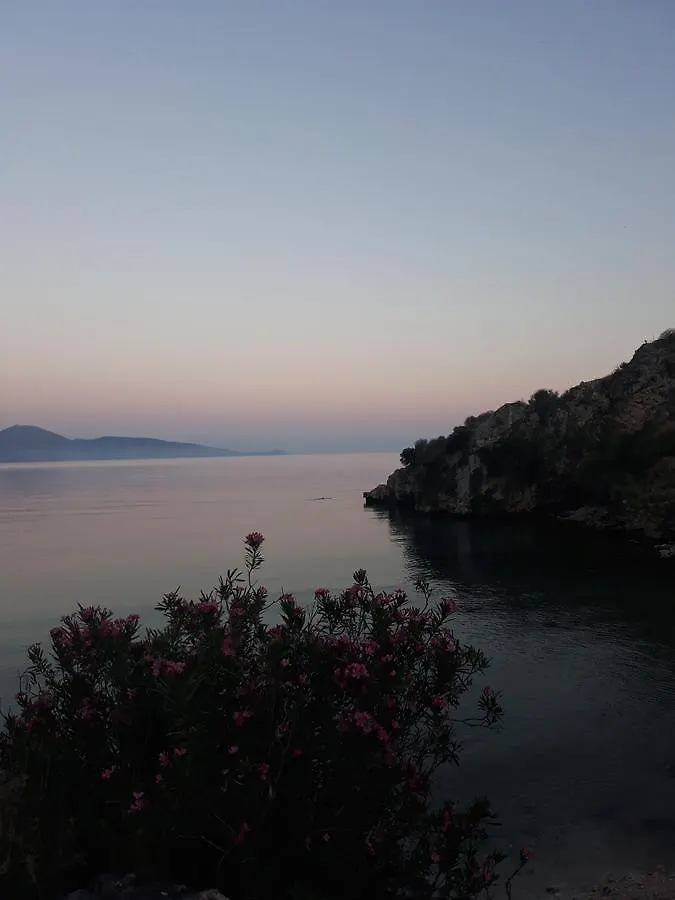 Blue View Hotel Qeparo Albanië